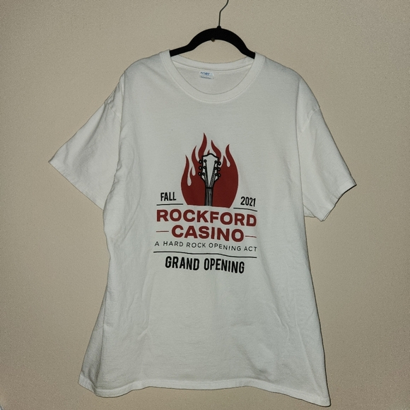 Hard Rock Cafe Other - Hard Rock Rockford Casino Shirt